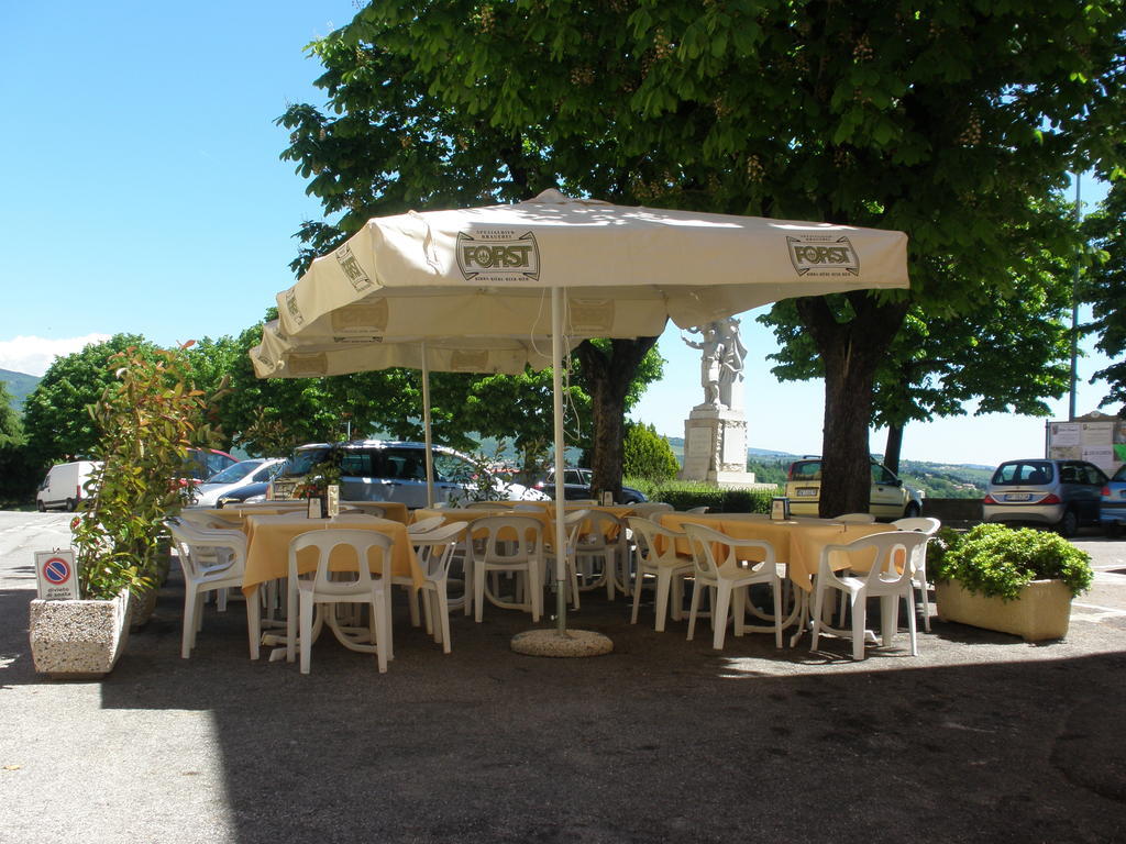 Ristorante Locanda Centrale Cavaion Veronese Buitenkant foto