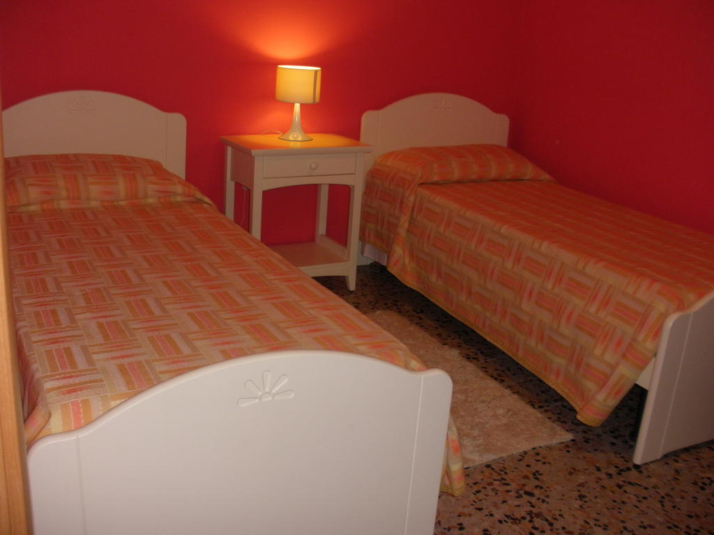 Ristorante Locanda Centrale Cavaion Veronese Buitenkant foto